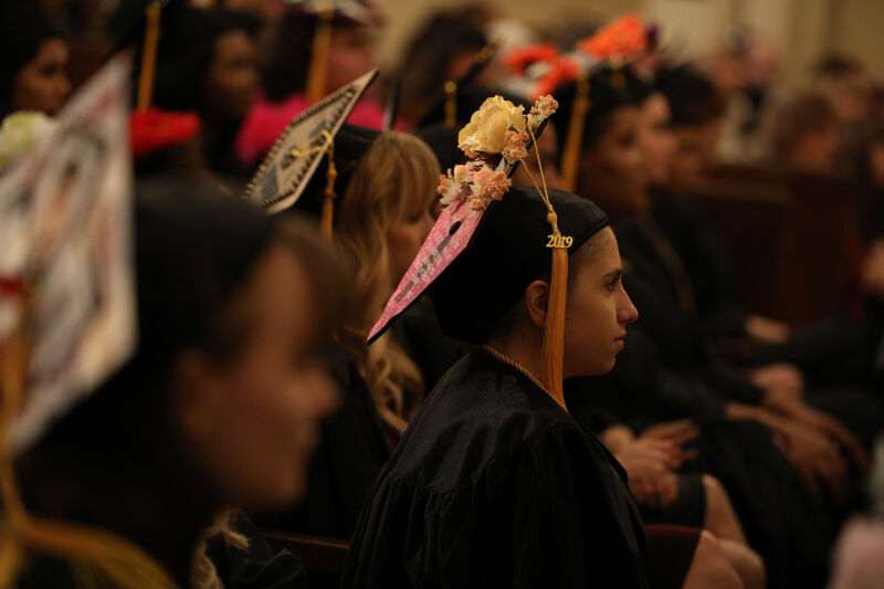 amda la graduation photo 6