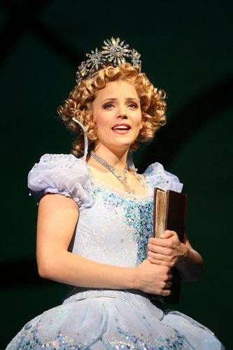 Chandra Lee Schwartz as Glinda